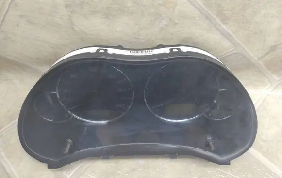 Toyota Avensis T250 Speedometer (instrument cluster) 8380005C00C MB2574305295