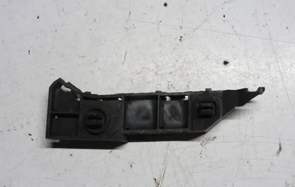 Honda Civic Front bumper mounting bracket