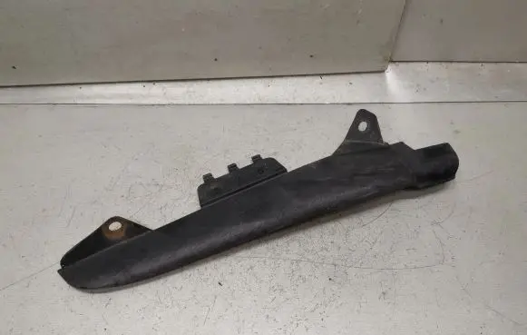 Pontiac G6 Front splash guards bracket 15242779
