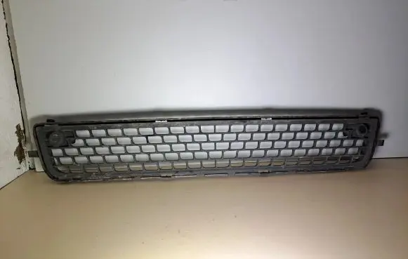 Volvo V70 Front bumper lower grill 30763113 30678636
