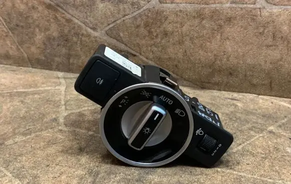 Mercedes-Benz SLK R172 Light switch A2049053103