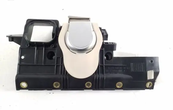 Mercedes-Benz SL R230 Rear seatbelt A2308600586