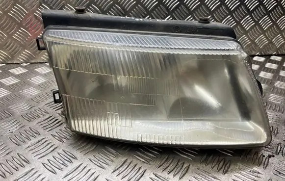 Volkswagen PASSAT B5 Headlight/headlamp