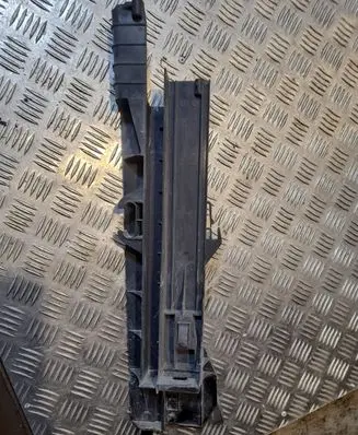 BMW X5 E70 Radiator support slam panel bracket 7799762