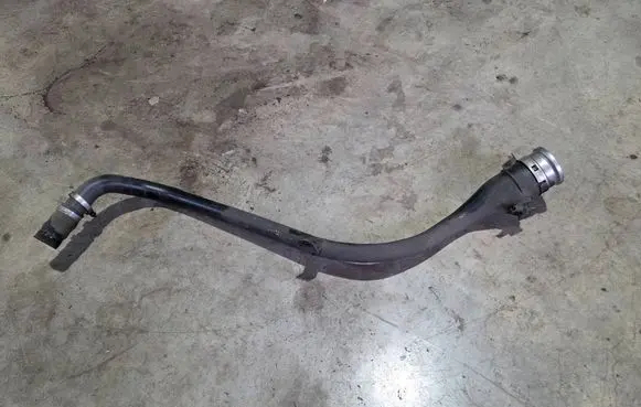 BMW 6 F06 Gran coupe Fuel tank filler neck pipe R2727767107 1018786008 090108634F6E