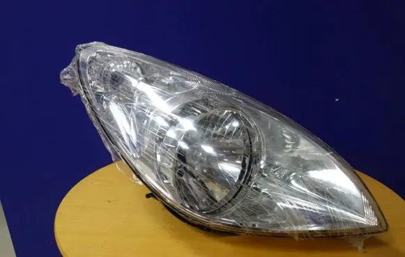 Hyundai i20 (PB PBT) Headlight/headlamp 921021J010 15088139 2012175052