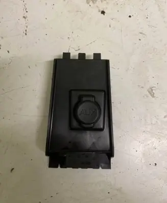 Citroen C5 AUX in-socket connector 9682403680 9960001051