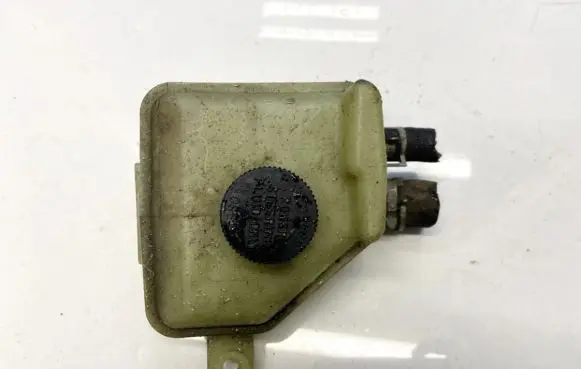 Mazda Demio Power steering fluid tank/reservoir