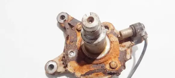 Mazda 6 Stub axle 