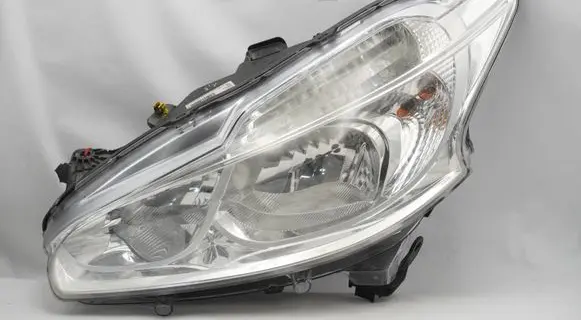 Peugeot 208 I Headlight/headlamp 9802221880 89905649