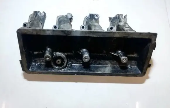 Mazda 323 Intake manifold
