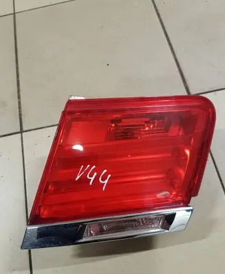 BMW 7 F01 F02 F03 F04 Tailgate rear/tail lights 7182206 HKF01T2RH