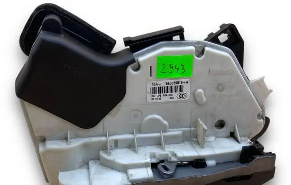 Audi A3 S3 A3 Sportback 8P Central body control module A2943 5EO83906A