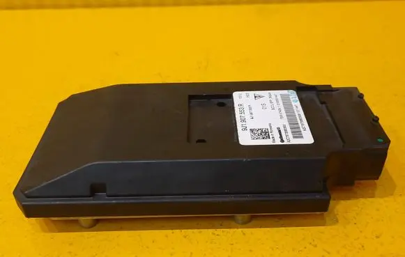 Porsche Taycan 9J1 Air suspension control unit module (rear) 9J1907553R