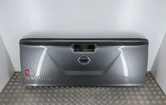 Nissan Navara D23 Tailgate/trunk/boot lid