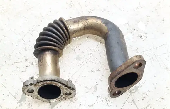 Volkswagen Eos EGR valve line/pipe/hose 03P131521B