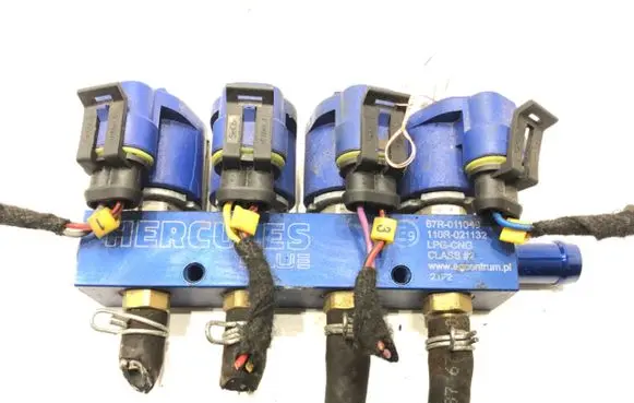 BMW 3 E46 LP gas injector 67R-011049