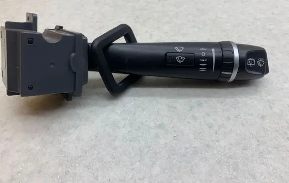 Volvo XC70 Wiper control stalk 30739218 06W25D