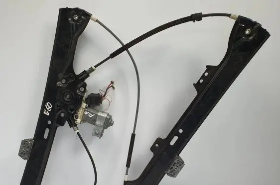 BMW 5 E60 E61 Front window lifting mechanism without motor 7034352