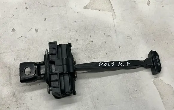 Volkswagen Polo VI Front door check strap stopper 2G0837923