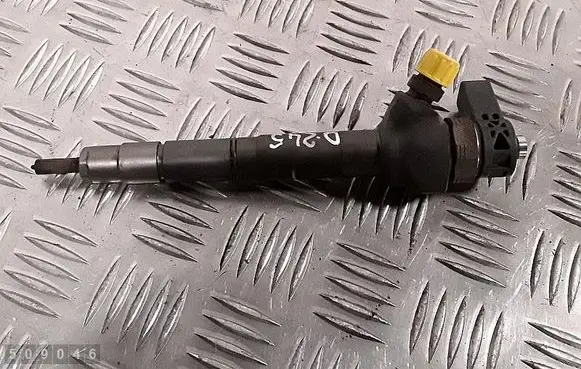 Fuel injector