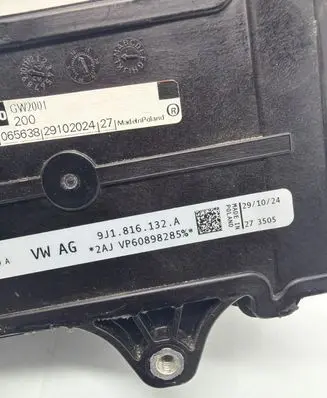 Volkswagen ID.7 Hybrid/electric vehicle battery fan 9J1816132A