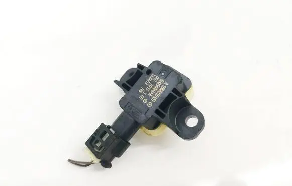 Mercedes-Benz A W176 Airbag deployment crash/impact sensor A1668210351 56054084AA