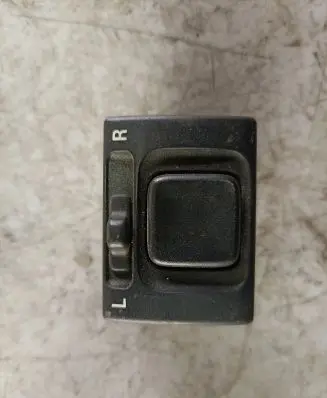 Suzuki Grand Vitara I Wing mirror switch 0D19