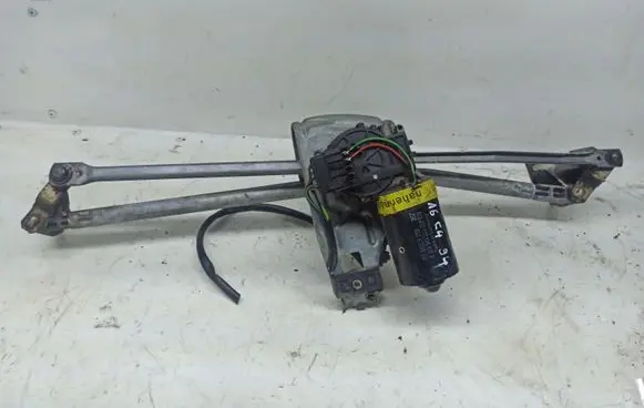 Audi A6 S6 C4 4A Front wiper linkage and motor