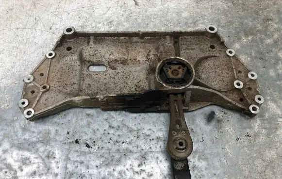 Volkswagen Golf VI Front subframe 1K0199369G