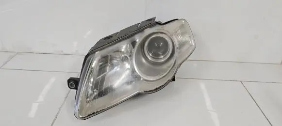 Volkswagen PASSAT B6 Headlight/headlamp 20A734 10023
