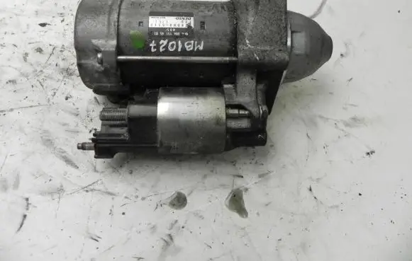 Mercedes-Benz E W212 Starter motor A0061514501 MB1027
