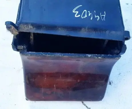 Mercedes-Benz E W210 Glove box E9300411