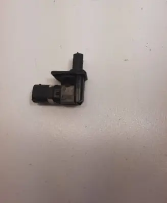 BMW 5 E39 Bonnet alarm switch sensor 8352229