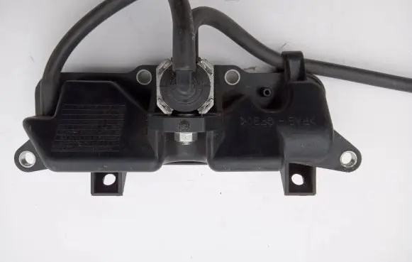 Mazda CX-7 Valve vacuum 1X3W-0