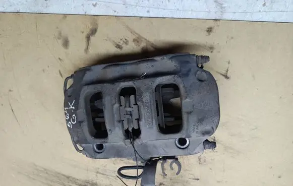 Rear brake caliper