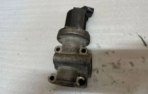 Opel Astra H EGR valve 50024005