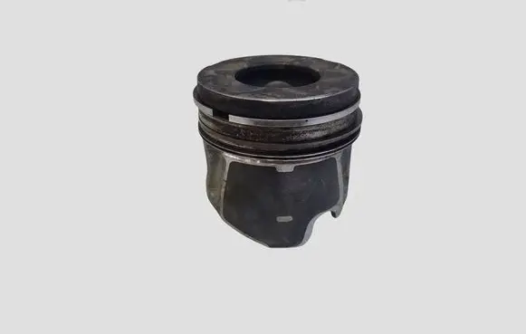 Volvo V50 Piston
