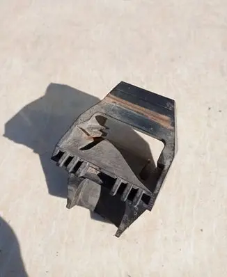 BMW 3 E46 Radiator mount bracket 1436264