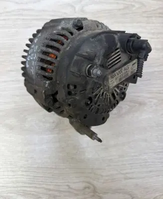 Volkswagen PASSAT B6 Generator/alternator 021903026L 2542783E