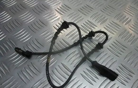 Renault Clio III ABS wheel speed sensor 8200419177