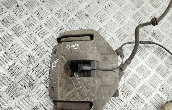 BMW 5 E60 E61 Front brake caliper