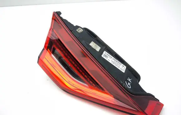 Audi A1 Tailgate rear/tail lights 82A945093C RE2899000200 E28990002