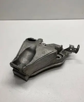 BMW M4 F82 F83 Engine mounting bracket 6789093 21038310 22116789093