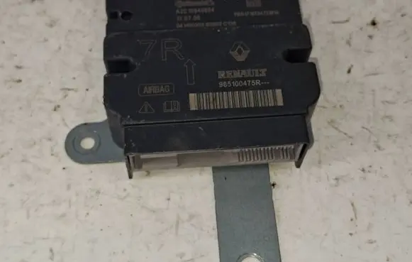 Renault Captur Airbag control unit/module 985100475R A2C10940604
