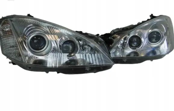 Mercedes-Benz S W221 Headlights/headlamps set A2218206761