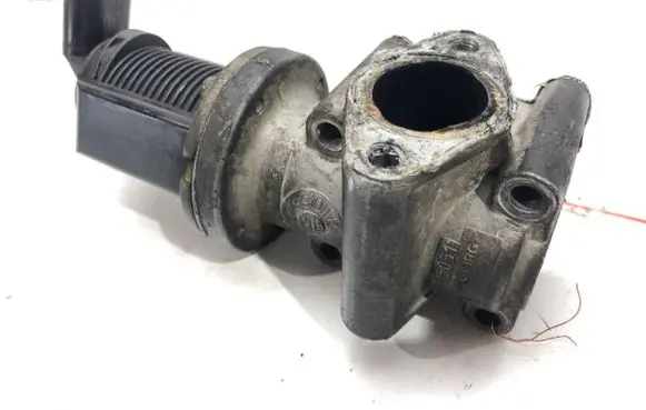 Opel Astra H EGR valve 55215031