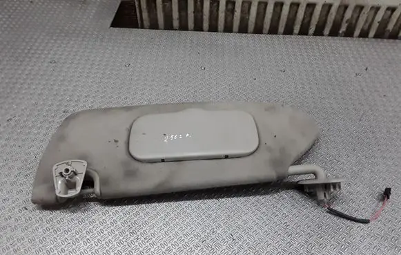 Chrysler Pacifica Sun visor