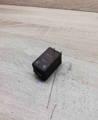 BMW 3 E36 Other relay 1391725 90341