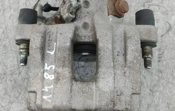 Opel Vectra C Rear brake caliper 01424J